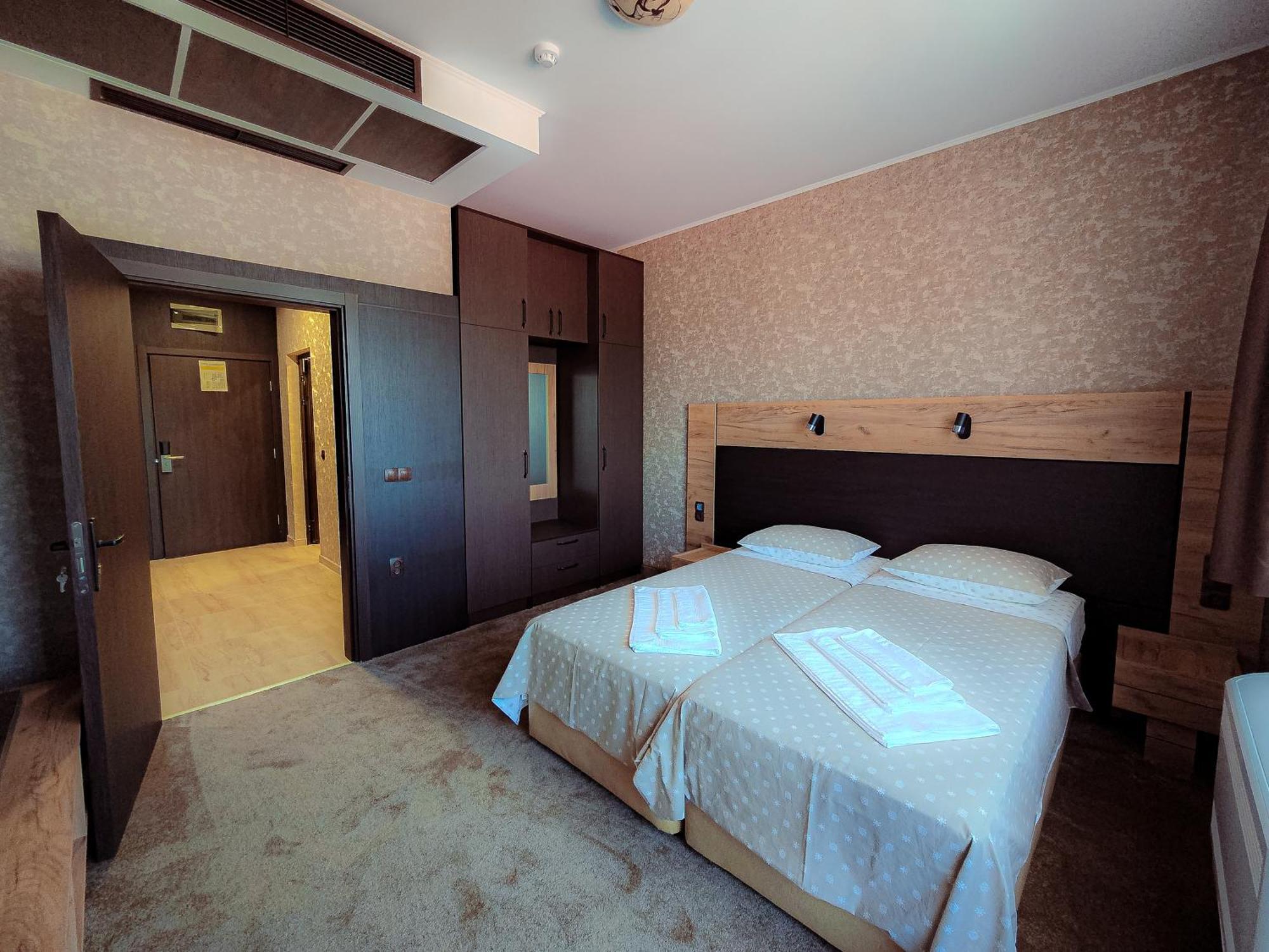 Комплекс Бабенец Hotel Gorna Orjachovitsa Buitenkant foto